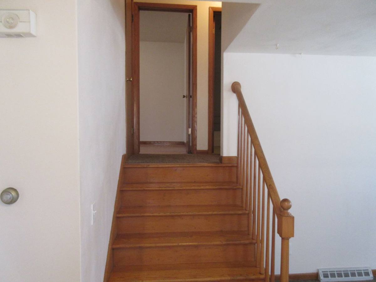 Apartment for rent at 204-206 N Grant Ave, Janesville, WI 53548