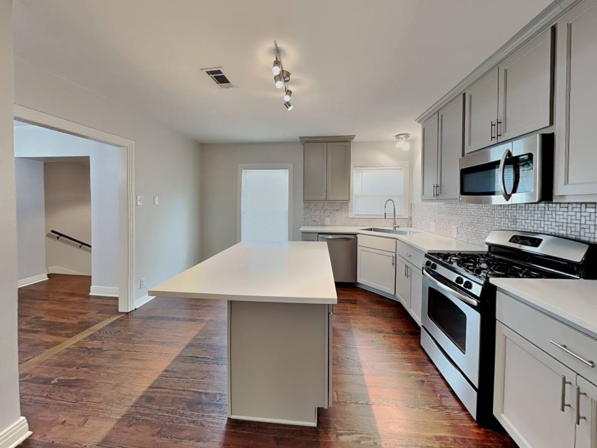 House for rent at 4225 Lovell Ave, Fort Worth, TX 76107