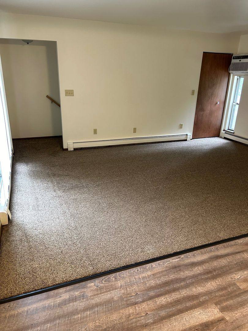 Apartment for rent at 1447 Parkview Terrace, Sheboygan, WI 53081