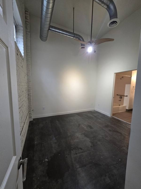 Apartment for rent at 302 Goshen St #100, Richmond, VA 23220