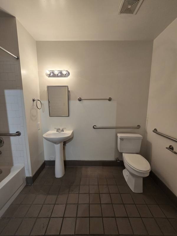 Apartment for rent at 302 Goshen St #100, Richmond, VA 23220