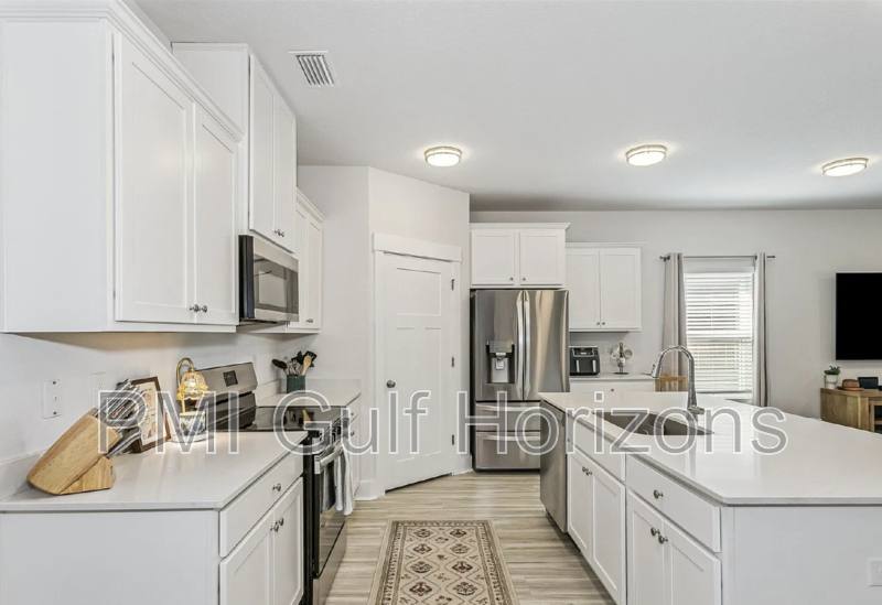 House for rent at 3087 Silver Maple Dr, Cantonment, FL 32533