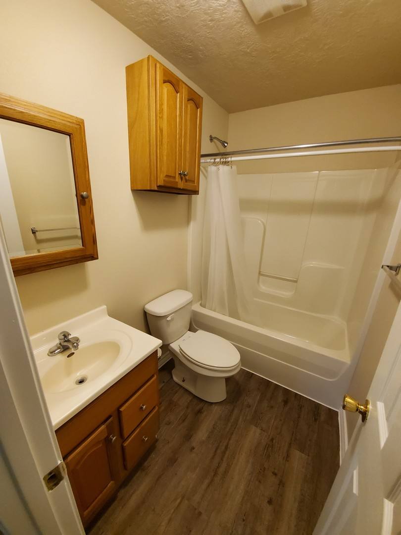 Apartment for rent at 7071 S Bilbo Rd, Orange, TX 77632