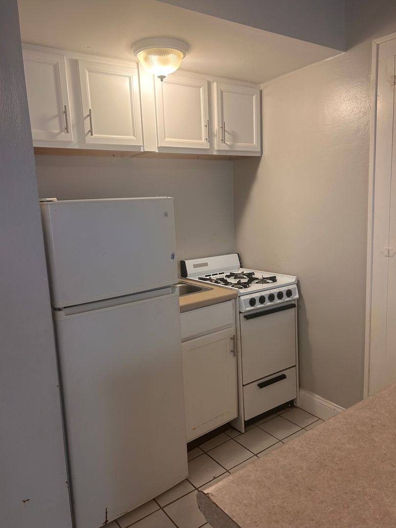 Apartment for rent at 1521 N Franklin Place, Milwaukee, WI 53202