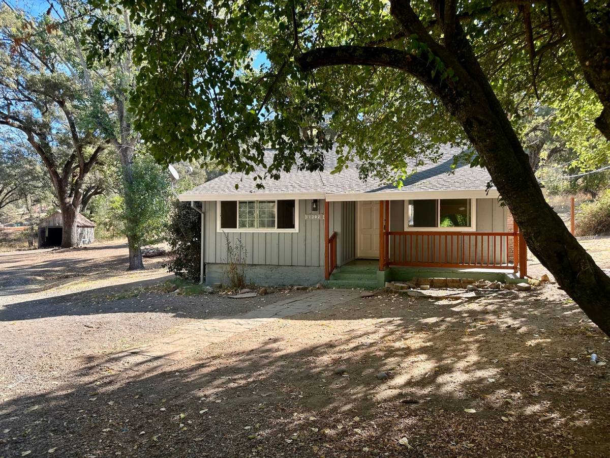 House for rent at 11292 Old Pond Rd, Grass Valley, CA 95945