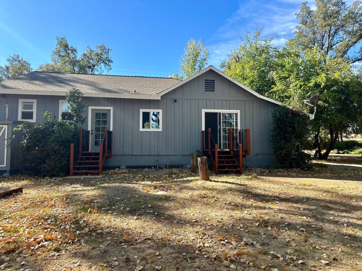 House for rent at 11292 Old Pond Rd, Grass Valley, CA 95945