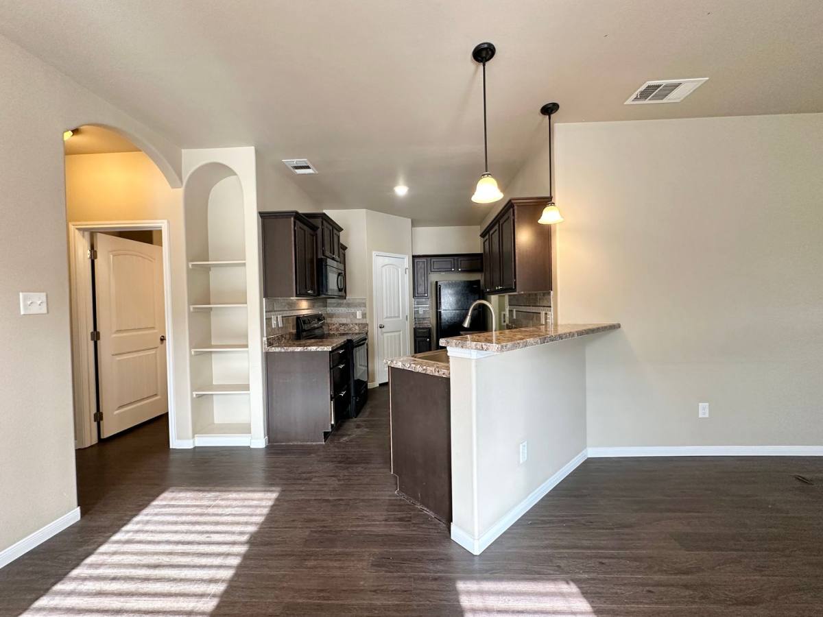 Townhouse for rent at 1301 Vanguard Lane, Killeen, TX 76549