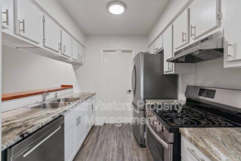 Apartment for rent at 11411 Walnut Ridge Dr #B, Austin, TX 78753