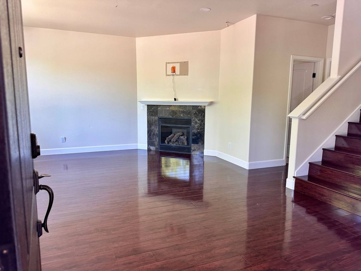 Townhouse for rent at 1938 Terry Rd, Santa Rosa, CA 95403