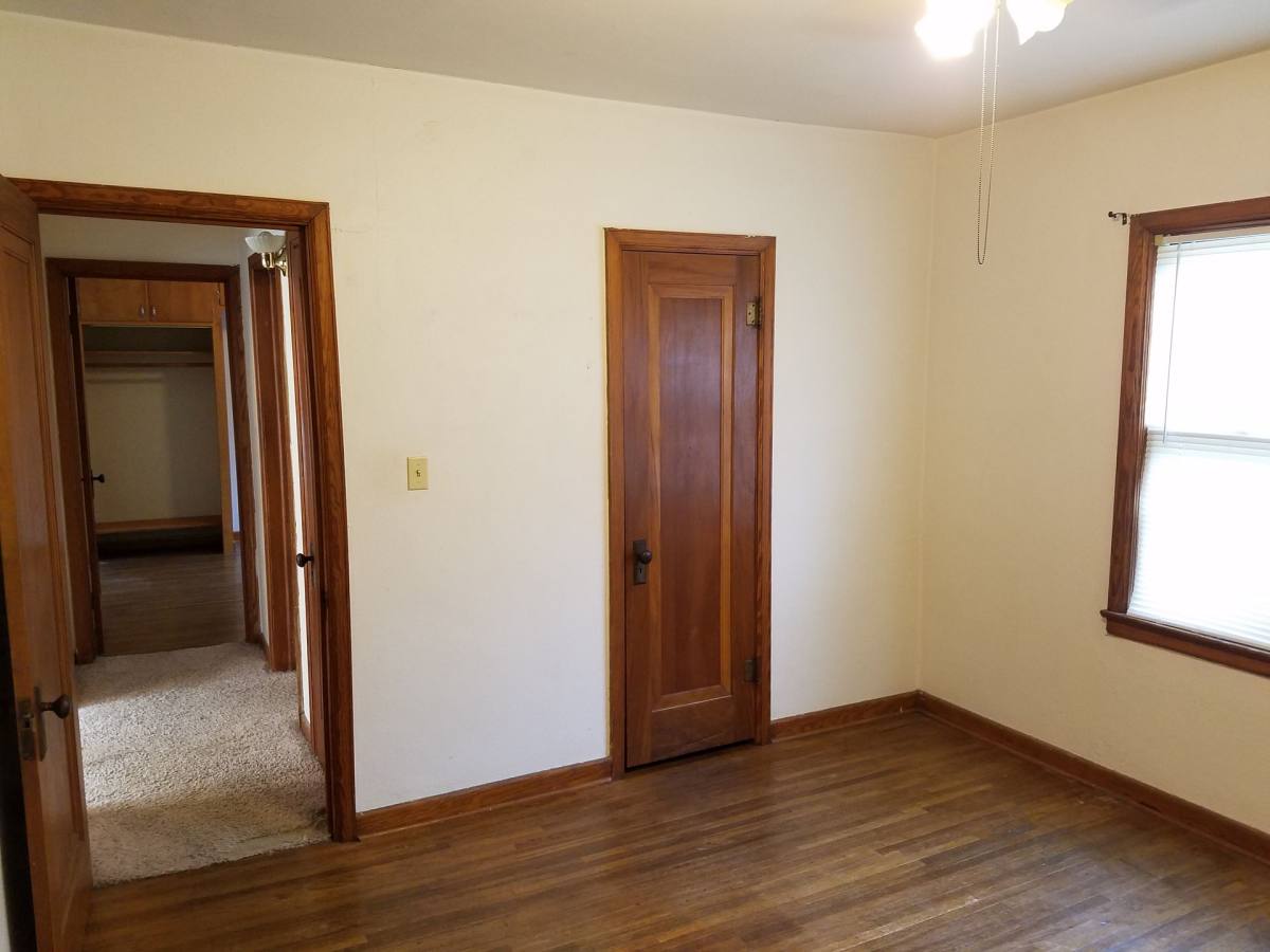 Apartment for rent at 1617-1619 Rainbow, Cedar Falls, IA 50613