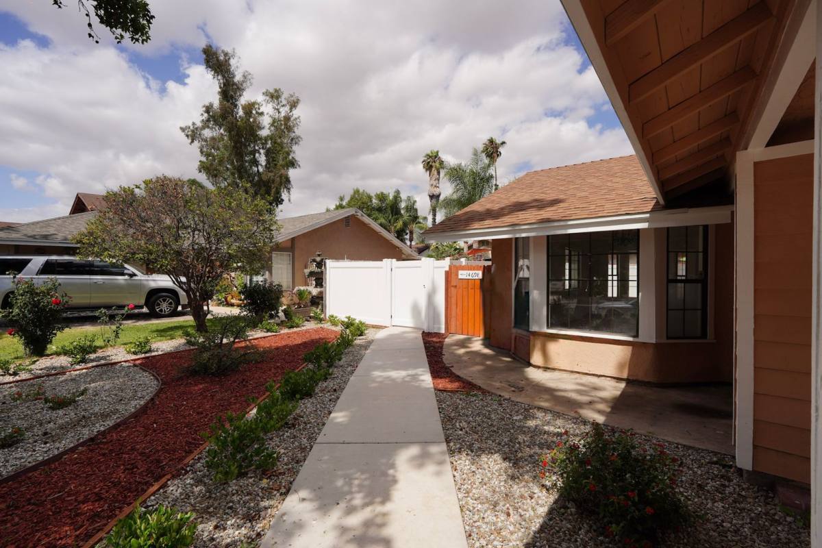 Apartment for rent at 14696 Joshua Tree Ave, Moreno Valley, CA 92553