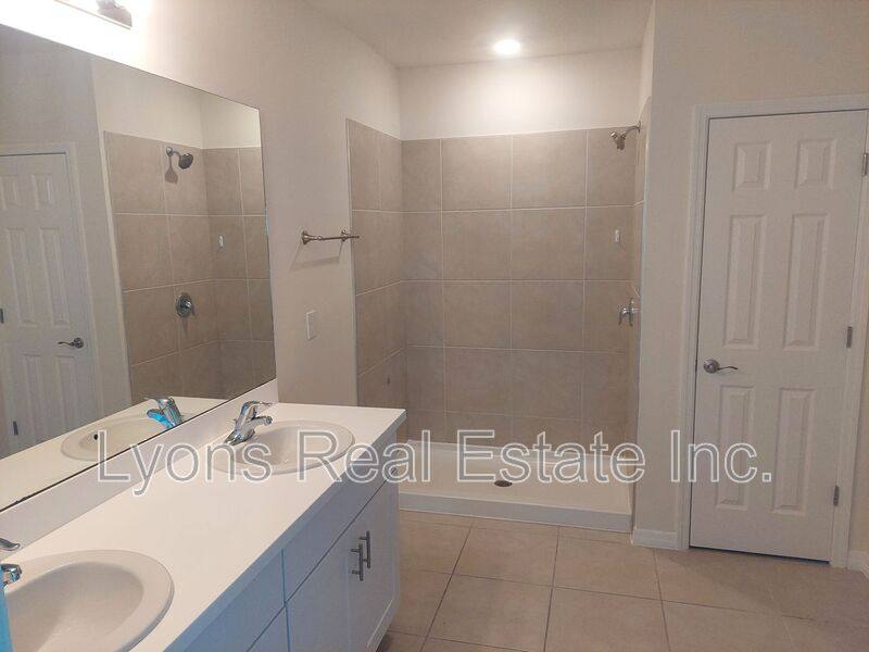 House for rent at 326 SW 24th Place, Cape Coral, FL 33991