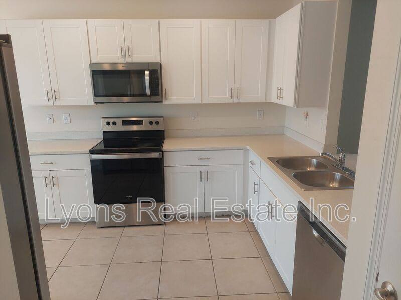 House for rent at 326 SW 24th Place, Cape Coral, FL 33991