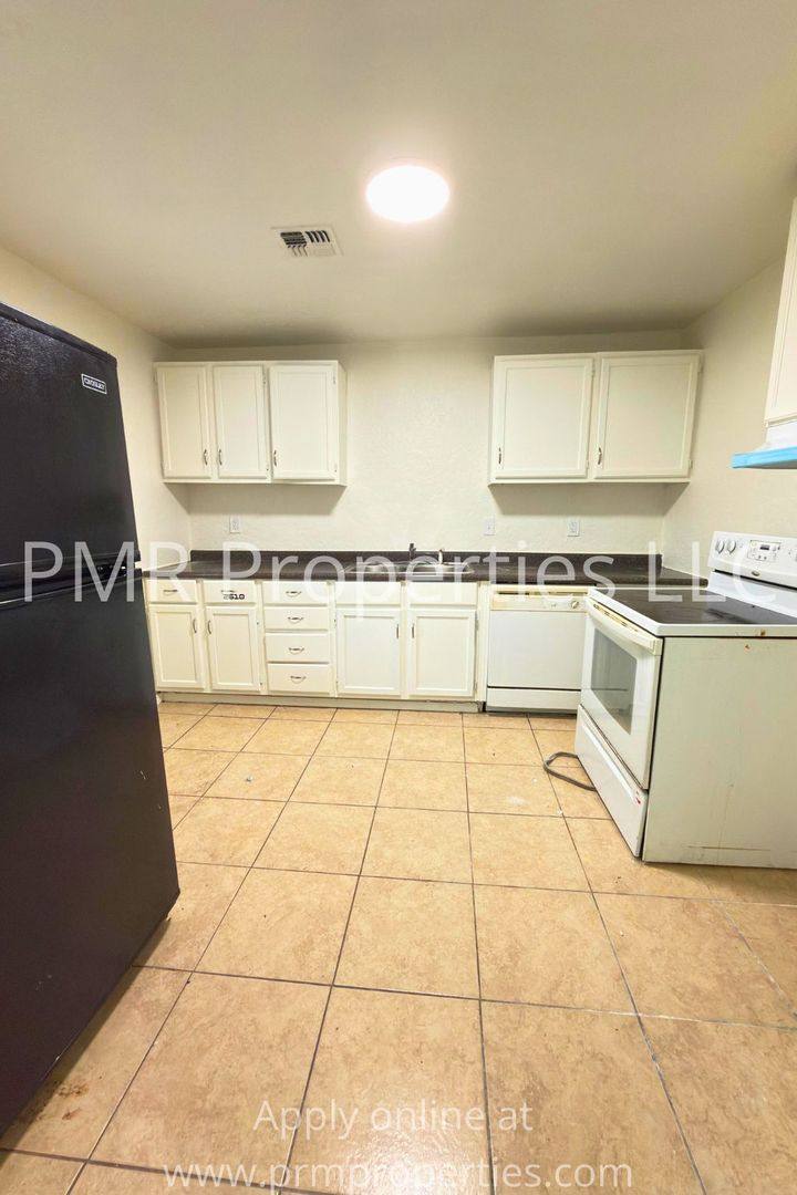 House for rent at 1808 NW Williams Ave, Lawton, OK 73505