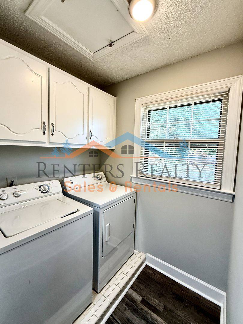 Condo for rent at 2109 Epworth Dr NE, Huntsville, AL 35811