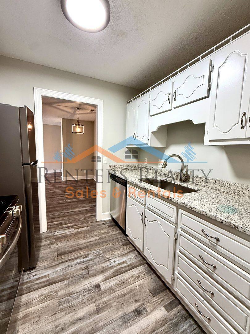 Condo for rent at 2109 Epworth Dr NE, Huntsville, AL 35811