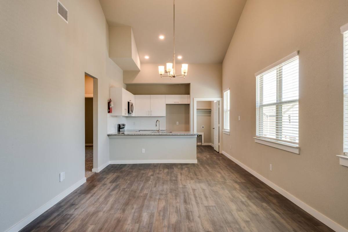 Townhouse for rent at 750 Fallow Dr, Venus, TX 76084