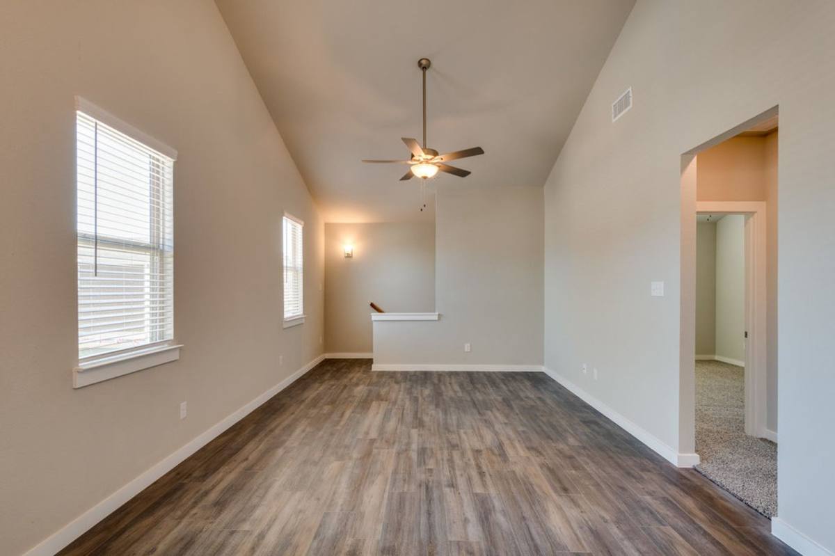 Townhouse for rent at 750 Fallow Dr, Venus, TX 76084