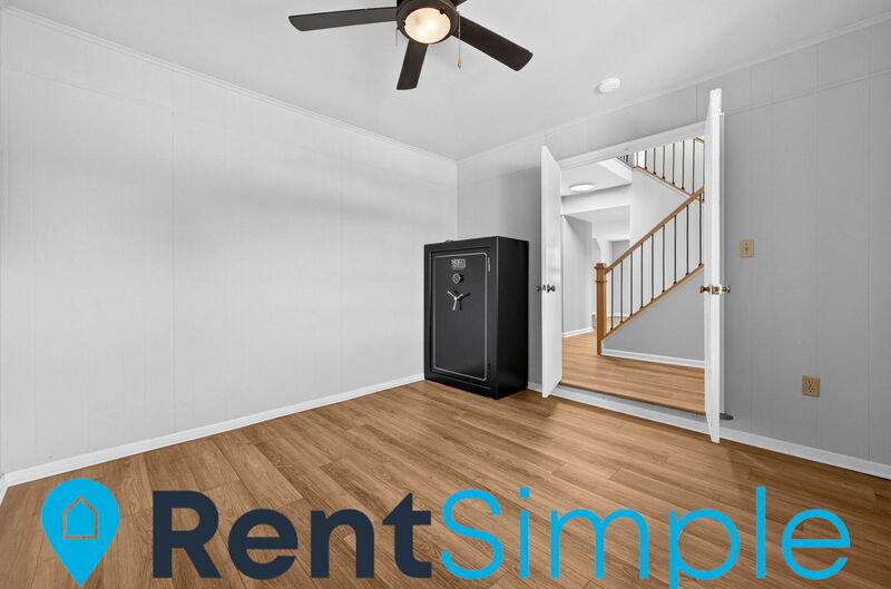 House for rent at 2143 Maleady Dr, Herndon, VA 20170