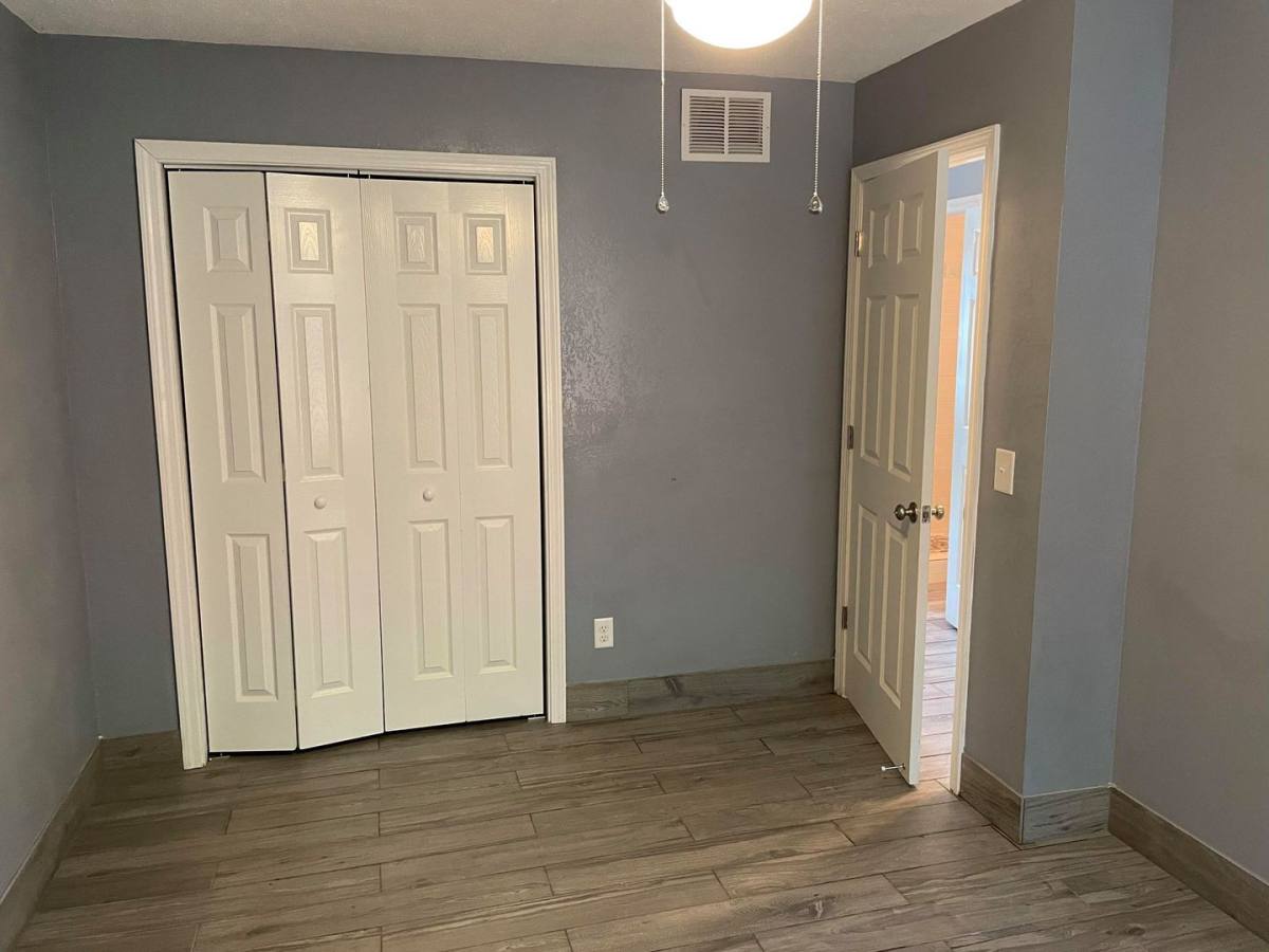 Apartment for rent at 400 E 19th St, Panama City, FL 32405