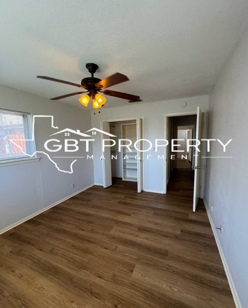 House for rent at 10632 Aledo Dr, Dallas, TX 75228