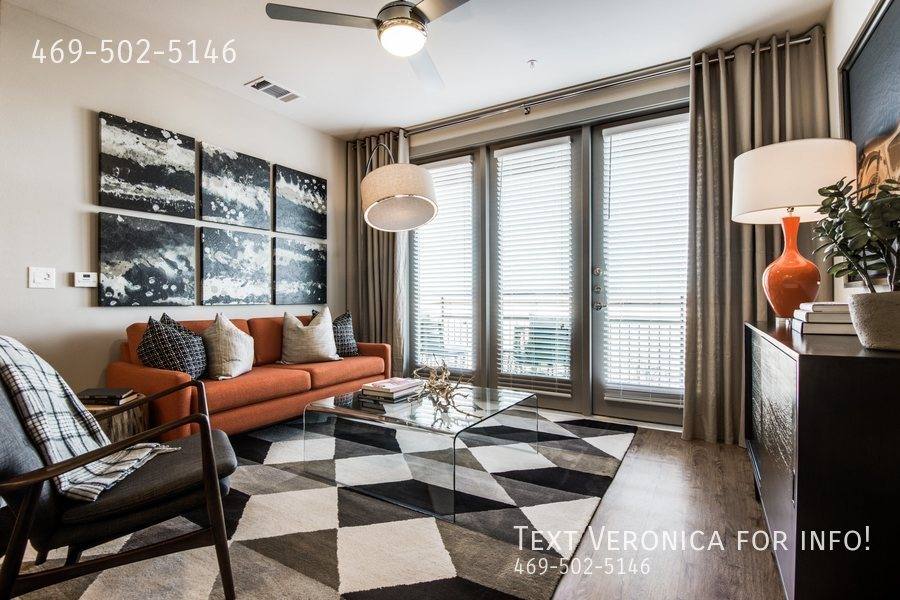Apartment for rent at 680 Executive Dr, Plano, TX 75074
