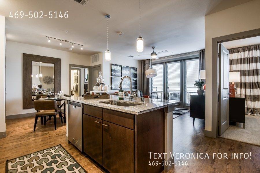 Apartment for rent at 680 Executive Dr, Plano, TX 75074