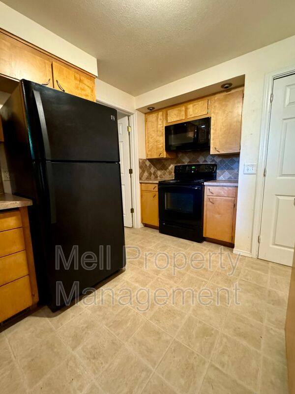 House for rent at 7016 Husky Way SE, Lacey, WA 98503