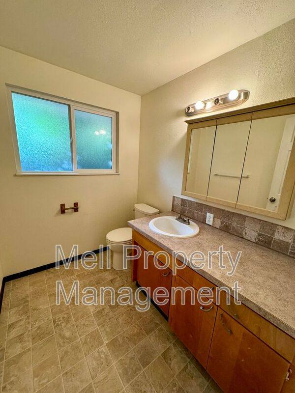House for rent at 7016 Husky Way SE, Lacey, WA 98503