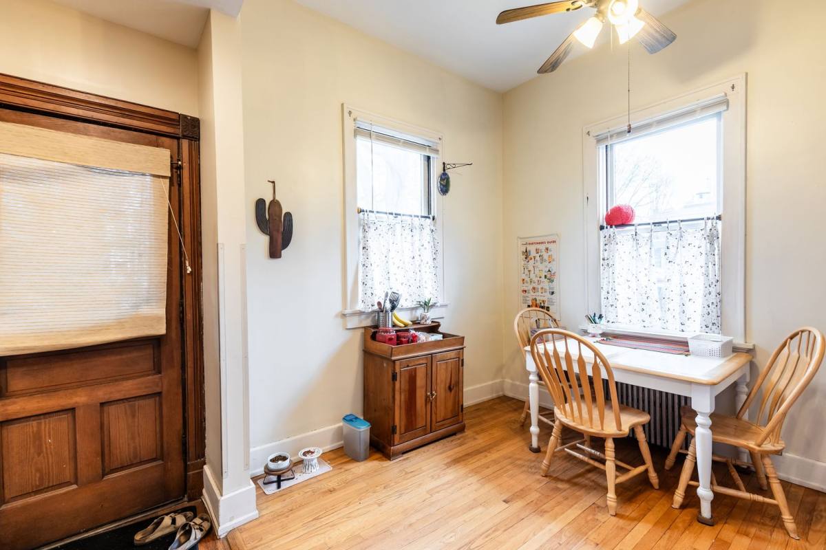 Apartment for rent at 634 Greenup St, Covington, KY 41011