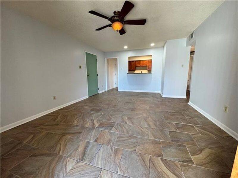 Apartment for rent at 818 Moss St #101, New Orleans, LA 70119