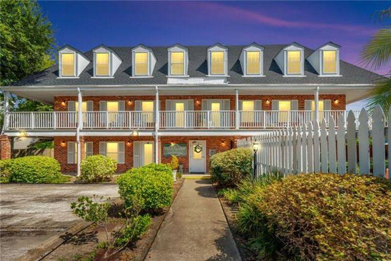 Apartment for rent at 818 Moss St #101, New Orleans, LA 70119