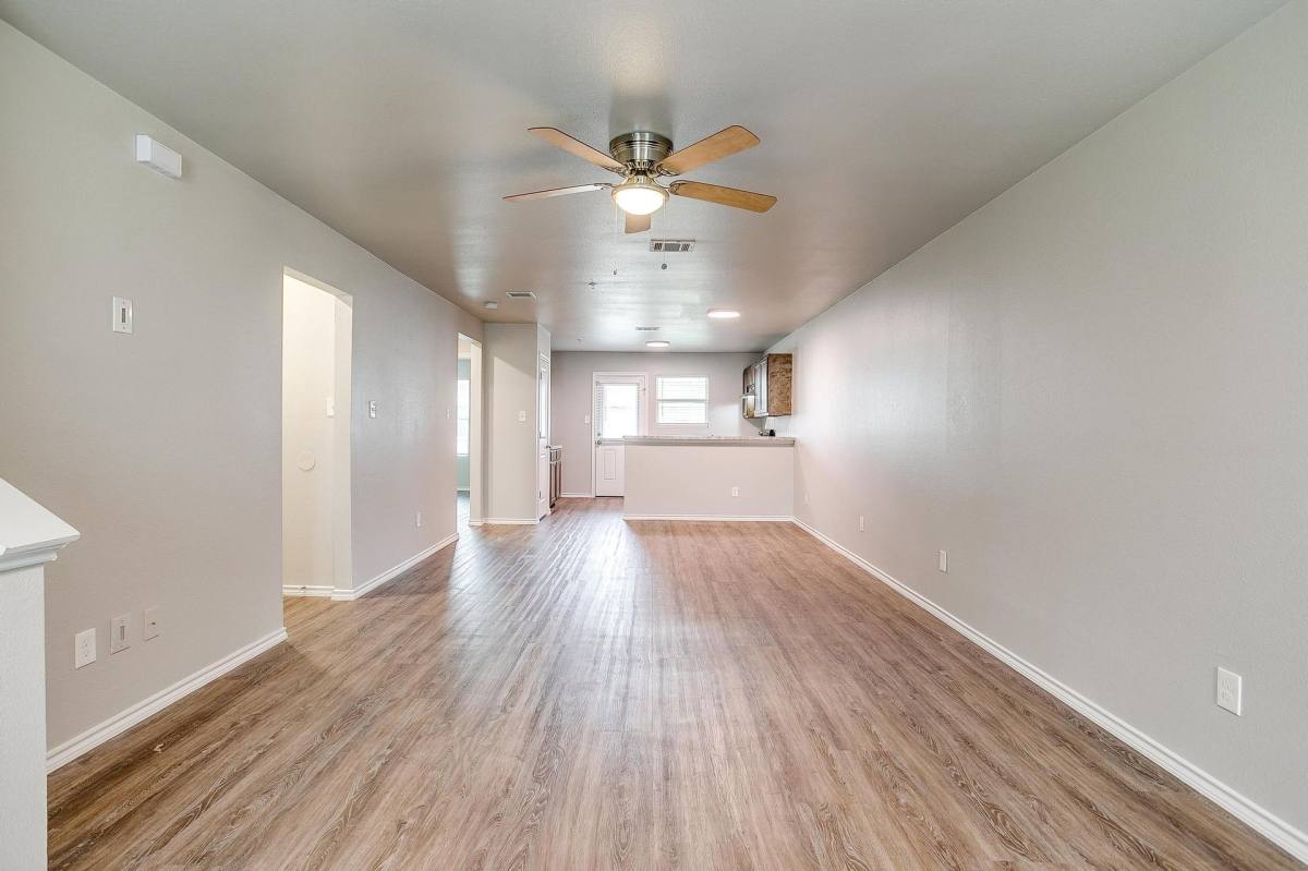 Apartment for rent at 1606 A Granbury Rd, Cleburne, TX 76033