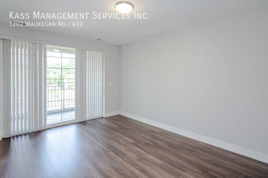 Apartment for rent at 1202 Waukegan Rd, Glenview, IL 60025