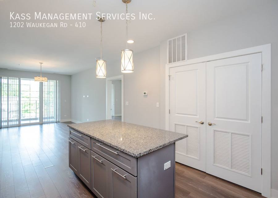 Apartment for rent at 1202 Waukegan Rd, Glenview, IL 60025