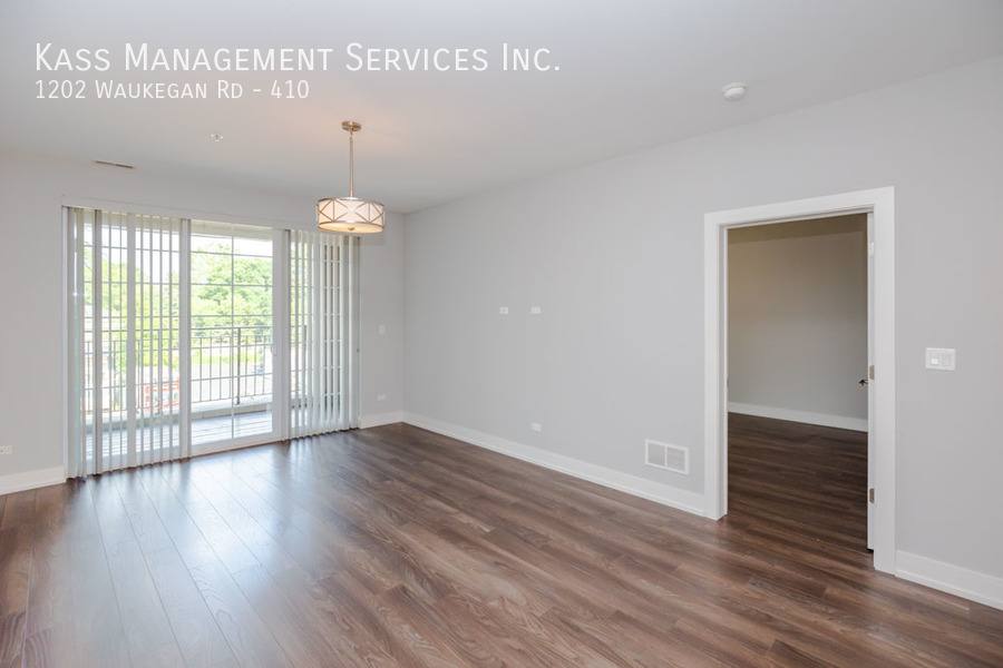 Apartment for rent at 1202 Waukegan Rd, Glenview, IL 60025