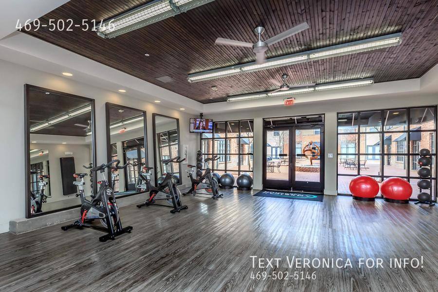 Apartment for rent at 1410 K Ave, Plano, TX 75074