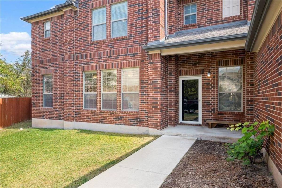 House for rent at 19909 Sap Cove, Round Rock, TX 78664