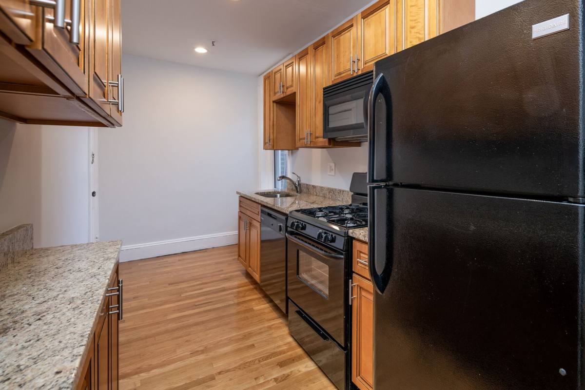 House for rent at 272 Chestnut Hill Ave #3, Allston, MA 02134