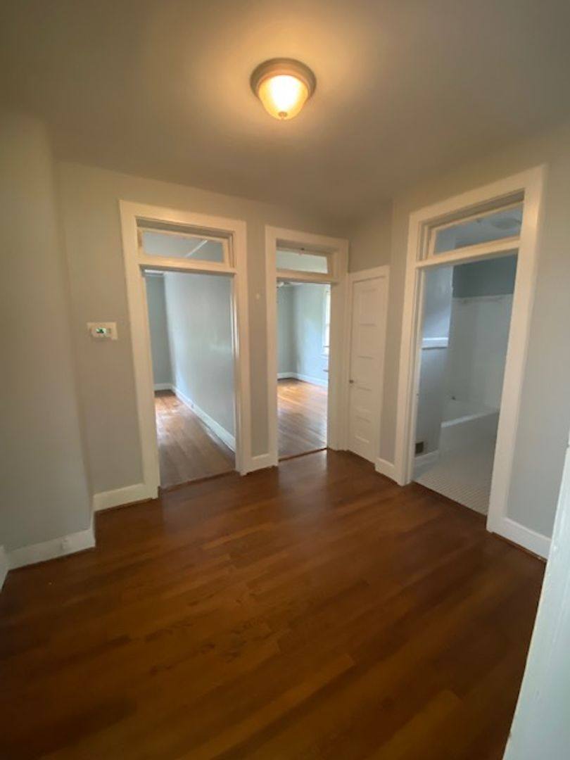 House for rent at 3204 Devereaux Rd, Columbia, SC 29205
