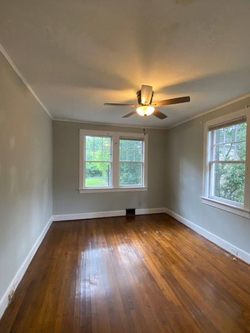 House for rent at 3204 Devereaux Rd, Columbia, SC 29205