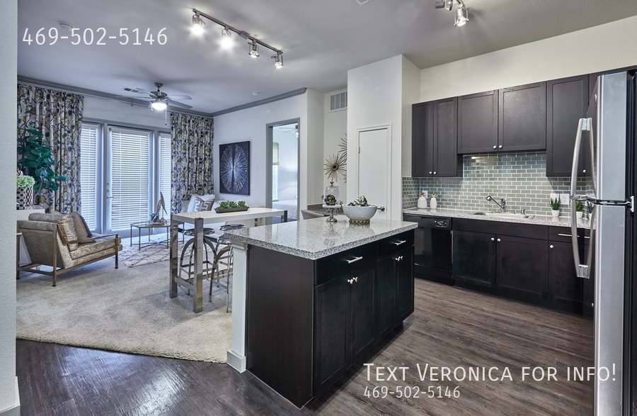 Apartment for rent at 1125 E Renner Rd, Richardson, TX 75082