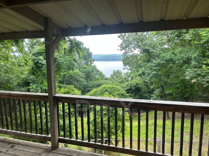 House for rent at 21090 Greycliff Rd, Rogers, AR 72756