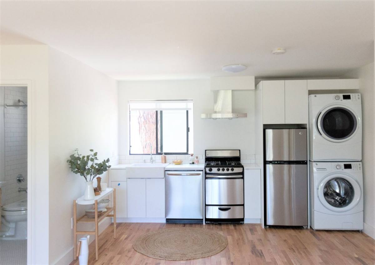 Apartment for rent at 5515 Media Dr, Los Angeles, CA 90042