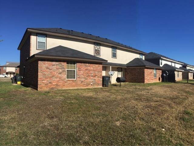 Townhouse for rent at 4002 Madison Dr, Killeen, TX 76543