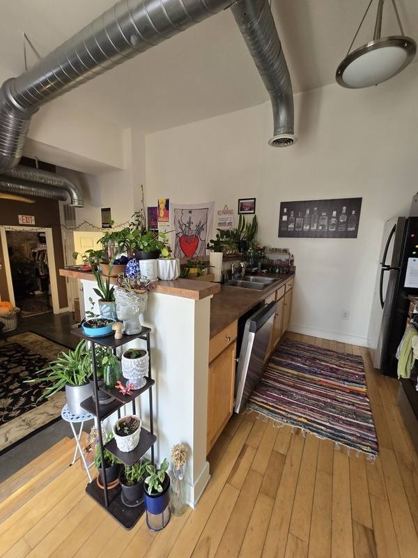 Apartment for rent at 302 Goshen St #105, Richmond, VA 23220