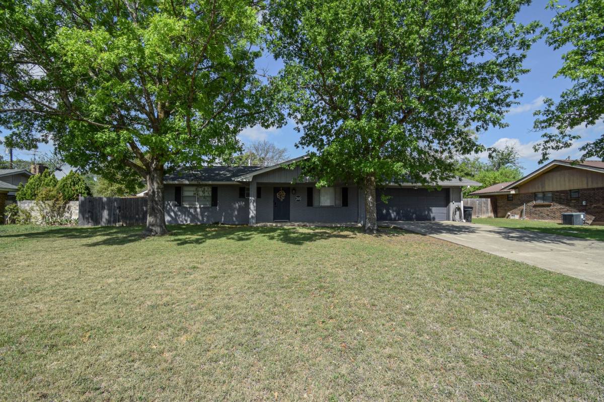 House for rent at 205 Tanglewood Rd, Temple, TX 76502