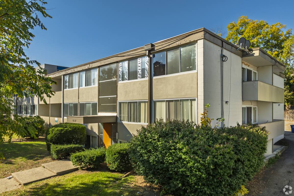Apartment for rent at 912 Brown St, Ann Arbor, MI 48104