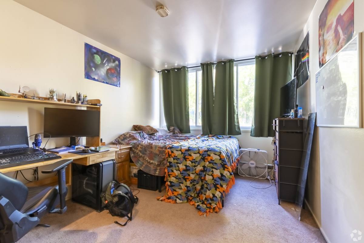 Apartment for rent at 912 Brown St, Ann Arbor, MI 48104