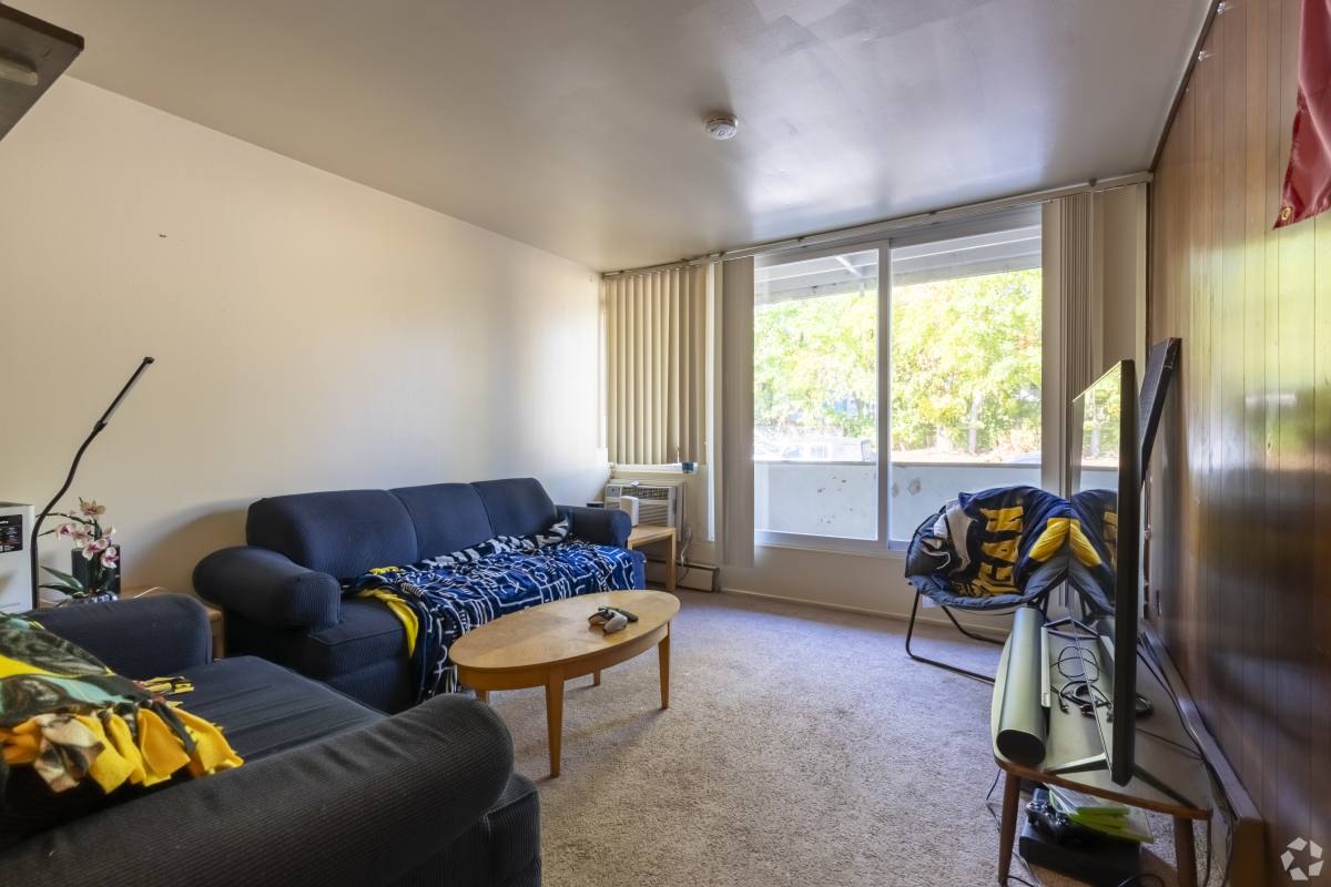 Apartment for rent at 912 Brown St, Ann Arbor, MI 48104